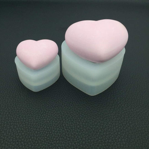 Szecl 2Ps 3D Heart Silicone Molds for Epoxy Resin Small Mirror Heart Shape Smooth and Full Crafts Crystal Resin Molds Handmade Love DIY Jewelry Ma...