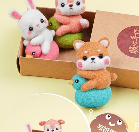 TARVIT Needle Felting Kit, Felting Kits for Beginners Adult, DIY Wool Felt Starter Set with Felting Tool,Car Toy Holder and Instruction, Wool Felt...