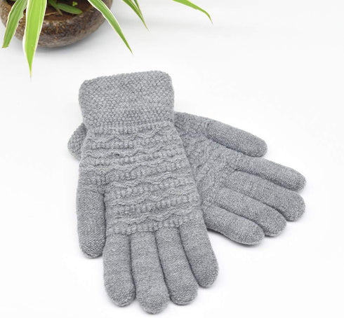 Women's Winter Warm Touch Screen Gloves Womens Thermal Cable Knit Wool Fleece Lined Glove for Cold Weather...