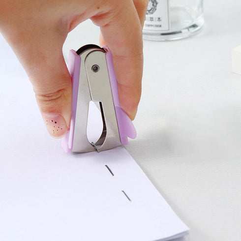 Purple Stapler Puller,Stapler Removals Remover - Staple Puller Tool with Non-Slip Grip Wear-Resistant Supplies for School,Teachers, Students,and H...