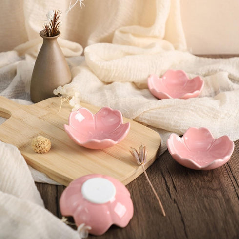 FUYU 4pcs Sakura Shaped Ceramics Seasoning Dishes Spice Dishes Salad Soy Sushi Wasabi Dipping Bowls, Tea Bag Holders...