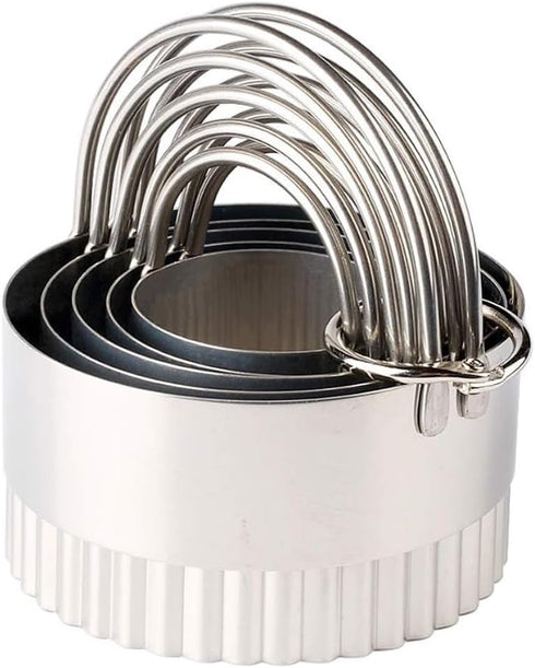 Stainless Steel Biscuit Cutters Set for Baking (5 Pieces) | Fluted Round Cookie Cutters with Handle | Professional Baking Dough Tools...