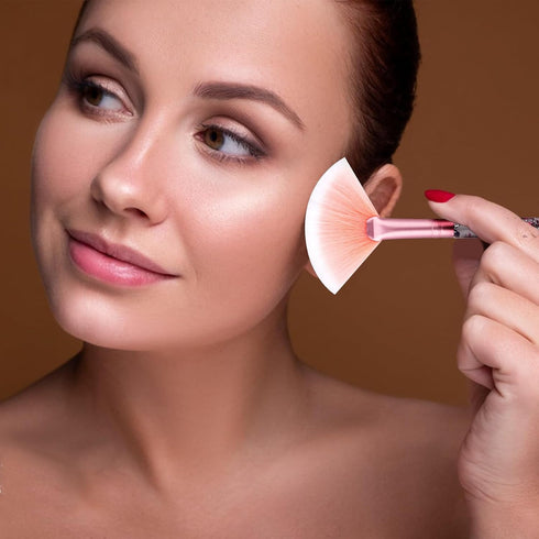 7 PCS Makeup Brushes, Crystal Sparkles Cute Fan Blush Foundation Powder Lip Highlight Eye Shadow Eyebrow Concealers Brush Set with Sequins Handle ...