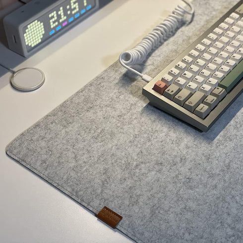 Felt Desk Mat,Non-slip Mouse Pad, 31.5"x15.7" Office Supplies Desk Protector, Desk Accessories for Home and Office (Light gray)...