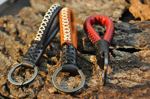 Luxury Ostrich Grain Leather Valet Keychain, Elegant Designer Key Chain with 3 Detachable Key Rings...