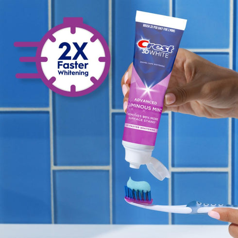 Crest 3D White Advanced Luminous Mint Teeth Whitening Toothpaste, 3.7 oz Pack of 4 - Helps Remove Surface Stains, Whitens Teeth, Strengthens Tooth...