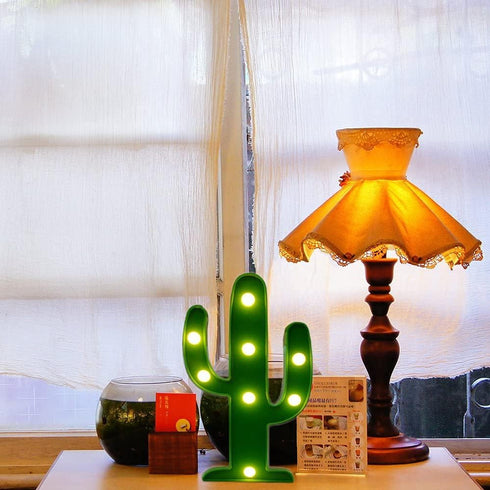 YiaMia LED Night Light LED Cactus Light Table Lamp Light for Kids' Room Bedroom Gift Party Home Decorations Green...