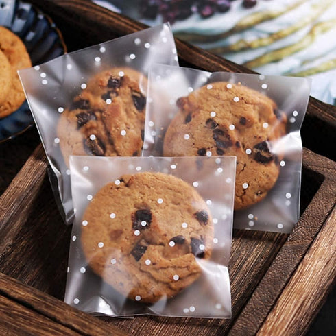 300PCS Cookie Bags Self Adhesive Clear Plastic Cellophane Treat Bags for Candy Pastry Packaging Christmas Party Favor Gift Giving (White Polka Dot...