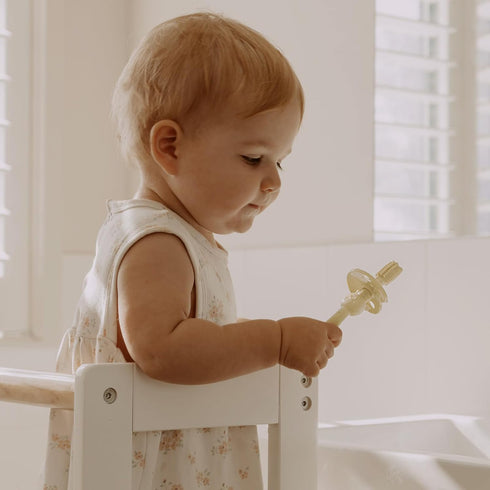 haakaa Infant Toothbrush, Easy to Hold 360° Baby Toothbrush, Train 6month+ Infants Babies and Toddlers for Oral Hygiene, Teether Effect for Sore G...