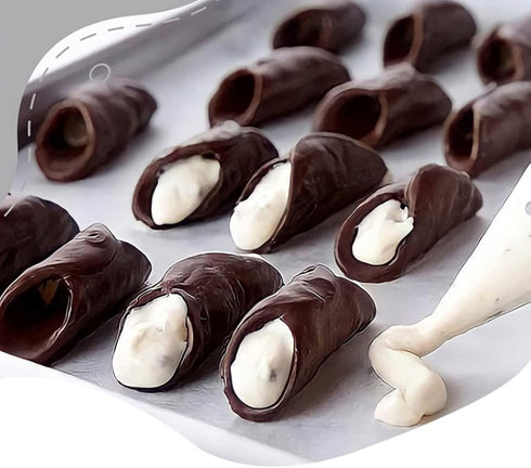 16 Pack Cannoli Tubes Molds Set, With 4.7 Inch Non Stick Cannoli Tubes Large, Reusable Piping Bag, Brush and Stainless Steel Tips, Cannoli Forms K...