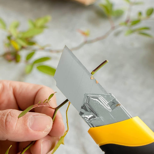 25MM Heavy Duty Utility Knife, Box Cutter SK-5 Retract Blades, Snap-Off Cutters with Rubber Grip for Cardboard, Boxes, DIY Crafts (Utility Knife)...