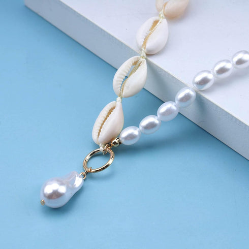 Bohemia Shell Choker Necklace Pearl Beaded Clavicle Necklace Baroque Pearl Pendant Necklace Cowrie Shell Necklace Choker Jewelry for Women and Gir...