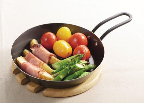 Pearl Metal HB-372 One Hand Grill Pan, 6.3 inches (16 cm), Recipe Included, Induction Compatible, Iron, Racking, Made in Japan...