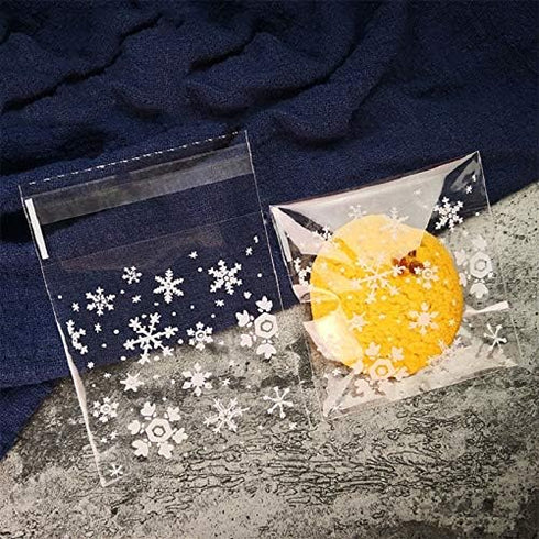 AKOAK 100 Count Resealable Clear Snowflake Bags Sweets Cookies Lollipops Cake Cellophane Bags Packaging Candy Cookie Plastic Bag Wedding Birthday ...