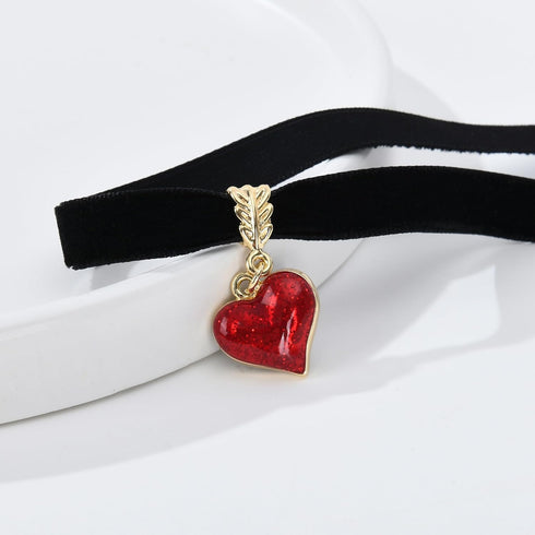 Vintage Black Choker Necklace for Women, Velvet Drip oil Red Heart Black Choker, Valentines Day Halloween Cosplay Party Jewelry, Adjustable Length...