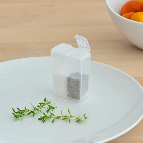 Youngever 4 Pack Plastic Salt and Pepper Shaker Set, Clear Salt and Pepper Containers with Lid, Plastic Spice Jar, Spice Dispenser To Go Set for T...