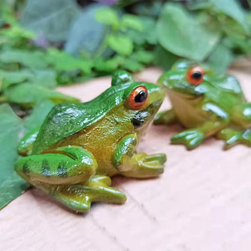 2 Pcs Frog Statues Miniature Simulation Small Animal Resin Sculpture Patio Lawn Yard Terrace Micro Landscape Fairy Garden Fish Tank Accessories In...