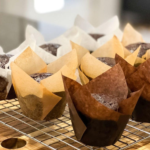 150-Pack Nordic Paper White Tulip Muffin Liners - Odorless, Non-toxic, Grease-Resistant, White Cupcake Baking Cups for Standard Size Muffin Pans f...