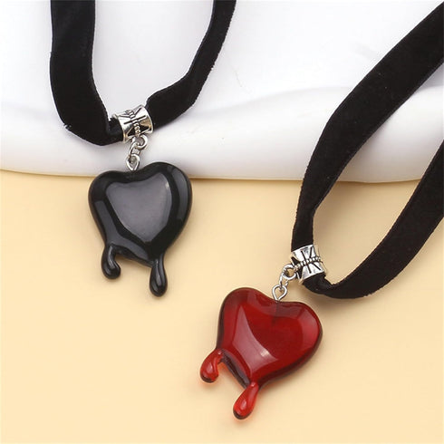 Y2k Dripping Blood Heart Choker Necklace Gothic Punk Vampire Black Red Bleeding Puffy Hearts Velvet Necklace for Women Girls Goth Halloween Party ...