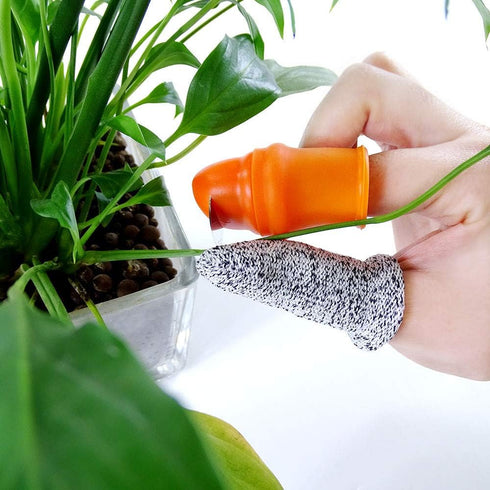 12 Pcs Gardening Silicone Thumb Knife Harvesting Tool, Separator Finger Plant Fruit Picking Knife Garden Tool (L)...