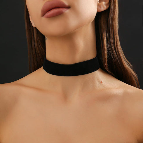 yfstyle Lace Choker Necklaces Set Black Velvet Choker Necklace for Women Gothic Velvet Chokers Daisy Choker Necklace Fairy Flower Choker Collars M...