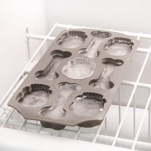 Skull and Bones Ice Mold...