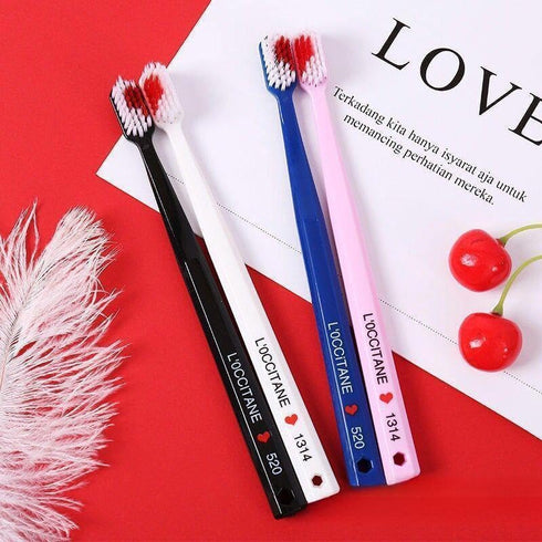 2pcs Toothbrushes Black and White Heart Shaped Couple Toothbrushes Eco Friendly Nano Toothbrushes Dental Care Brush Manual Toothbrushes Toothbrush...