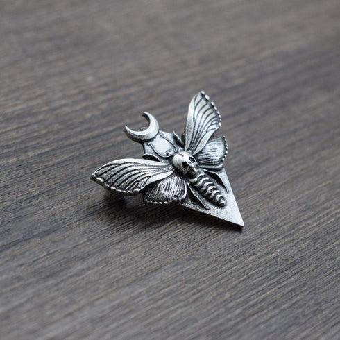 Death's Head Hawkmoth Moth Brooch Death's-Head Hawkmoth Gothic Halloween brooches Jewelry...