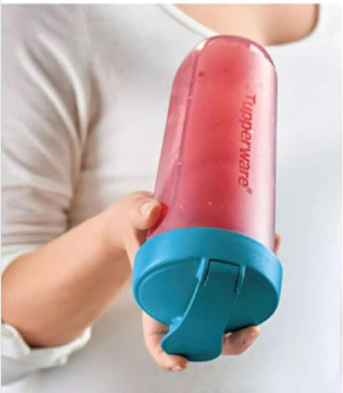Tupperware Quick Shake Shaker Blender 20 oz Capacity in Teal Blue...