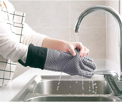 Comsmart BBQ Gloves, Heat Resistant Silicone Grilling Gloves, Long Waterproof BBQ Kitchen Oven Mitts with Inner Cotton Layer for Barbecue, Cooking...