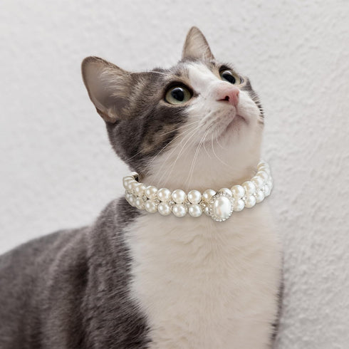 KUDES Small Dog Cat Big Pearl Collars with Crystal Rhinestone Diamond Décor, Adjustable Cute Fashion Pet PU Leather Collars Necklace for Wedding B...