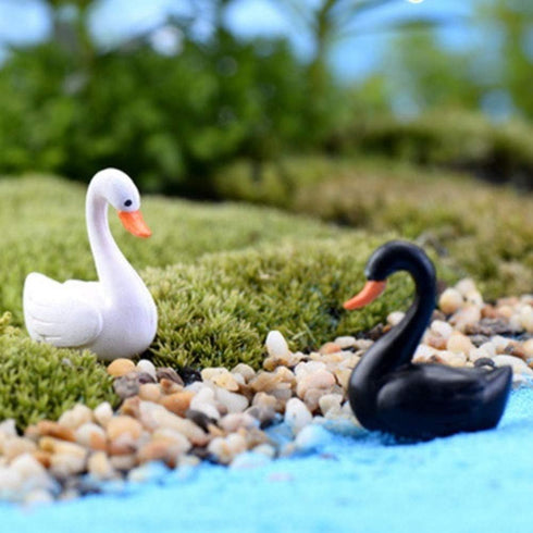 2Pcs Resin Couple Swan Model DIY Miniature Landscape Garden Bonsai Ornaments Outdoor Statues Garden Sculptures and Statues...