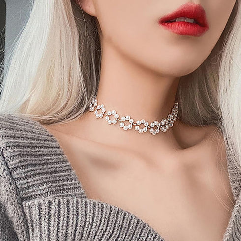 Pearl clavicle choker chain Round Pearl Chain Necklace Hollow Circle Choker Necklace Jewelry for Women...