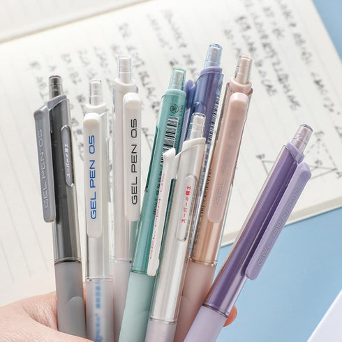 HeTaoCat Retractable Gel Pens, 0.5mm Fine Point, Quick Drying, Writing Drawing, Black ink gel pens, Box of 6 Pens (Multicolor)...