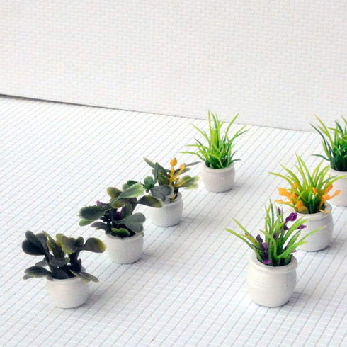 SUPVOX 7pcs Mini Potted Miniature Figurines Fairy Garden Miniature Landscape Dollhouse Resin DIY Craft Ornament for Christmas Table Cake Decoratio...