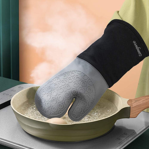 sungwoo Extra Long Silicone Oven Mitts, Heat Resistant Oven Gloves with Quilted Liner Non-Slip Textured Grip Perfect for BBQ, Baking, Cooking and ...