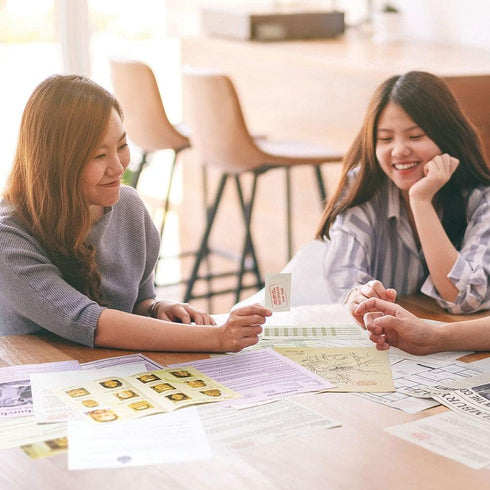 ThinkFun Cold Case: A Pinch of Murder – A Murder Mystery Game in a Box for Ages 14 and Up...