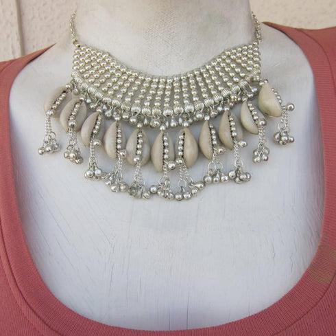Cowrie Necklace Choker Gothic...