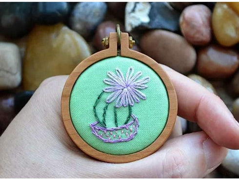 10 Pieces Mini Wood Hoops Punched Small Hoop Ring for Cross Stitch Frame Embroidery Hoop Arts DIY Pendant Crafts Tool (Round Shape - 3cm*2.5cm)...