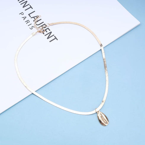 Vintage Puka Shell Choker Necklace Gold Cowrie Shell Pendant Necklace Chain Punk Snake Chain Necklace Summer Cowrie Shell Necklace for Women...
