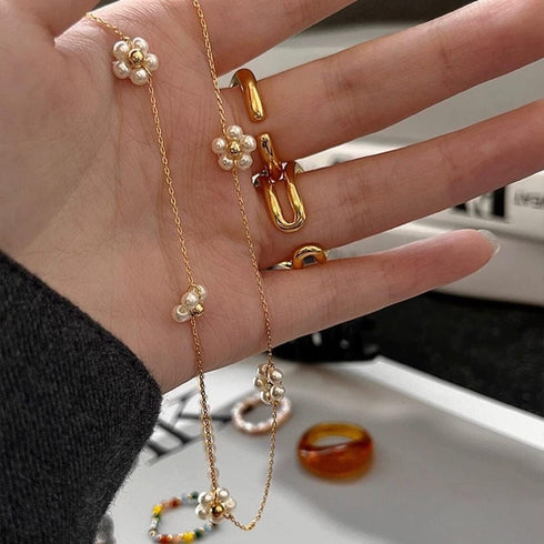 Daisy Flower Choker Necklace 14K Gold Plated Beaded Pearl Choker for Women Jewelry Gifts...