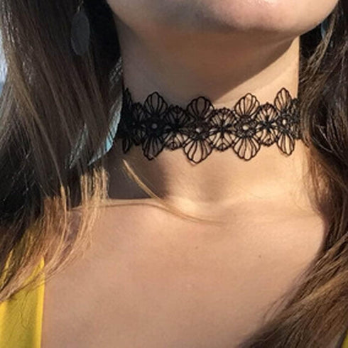 Black Lace Collar Chain Necklace Gothic Tattoo Choker Collar Hollow Lace Clavicle Necklace Vintage Lace Choker Necklace Jewelry for Women and Girl...