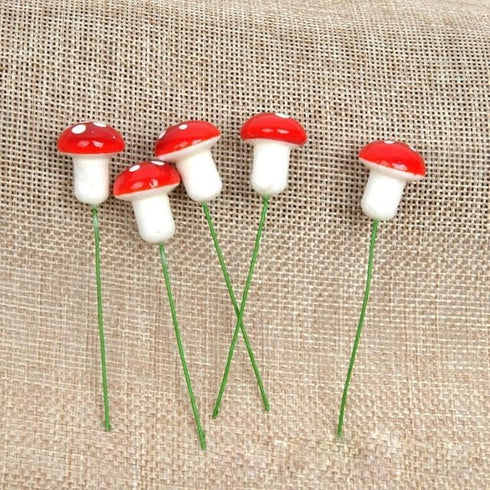 20Pcs Red Mini Mushroom Miniatures Artificial Garden Fairy Bonsai Plant Pot Resin Craft Decoration for Home DIY Micro Landscape Decor Garden Sculp...