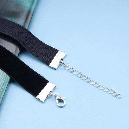 Vintage Satin Choker Necklace Silver Ball Pendant Necklace Short Velvet Necklace Punk Black Wide Leather Necklace Chain for Women and Girls (Silve...