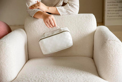 Large Capacity Brown Checkered Makeup Bags Portable Travel Cosmetic Bags Open-Flat Toiletry Bag for Women Girls Make Up Organizer with Divider Pou...