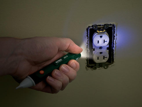 Extech MD10 Non-contact Magnet Detector with Built-in Flashlight , Blue...