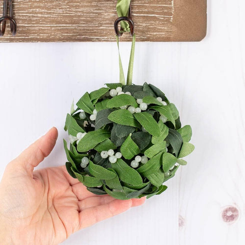 Factory Direct Craft Hanging Mistletoe Ball Made of Artificial Green Poly Silk Leaves with Multiple Artificial White Berries...