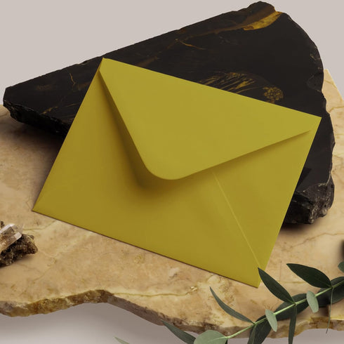50 Pack 5x7 Envelopes,A7 Invitation envelopes V Flag 5.25 x 7 .25 for 5x7 Cards,Ideal for Invitations,Weddings,Parties,Greeting Cards,Photos(Gold ...