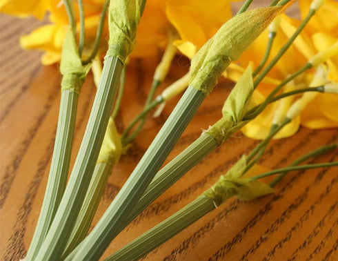 Artificial Daffodils Flowers Fake Spring Flower Silk Flower Arrangement for Home Wedding Table Decor 15.8 Inches, Yellow...