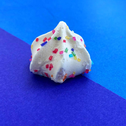 Krunchy Melts Original Meringue Cookies | Birthday Cake Flavor | Only 90 Calories Per Serving | Fat Free, Gluten Free, Dairy Free (4 Oz)...